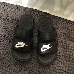 Nike slides